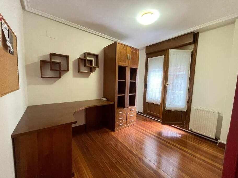Erribera Etxea Amplio Piso Con Parking Apartment Bermeo