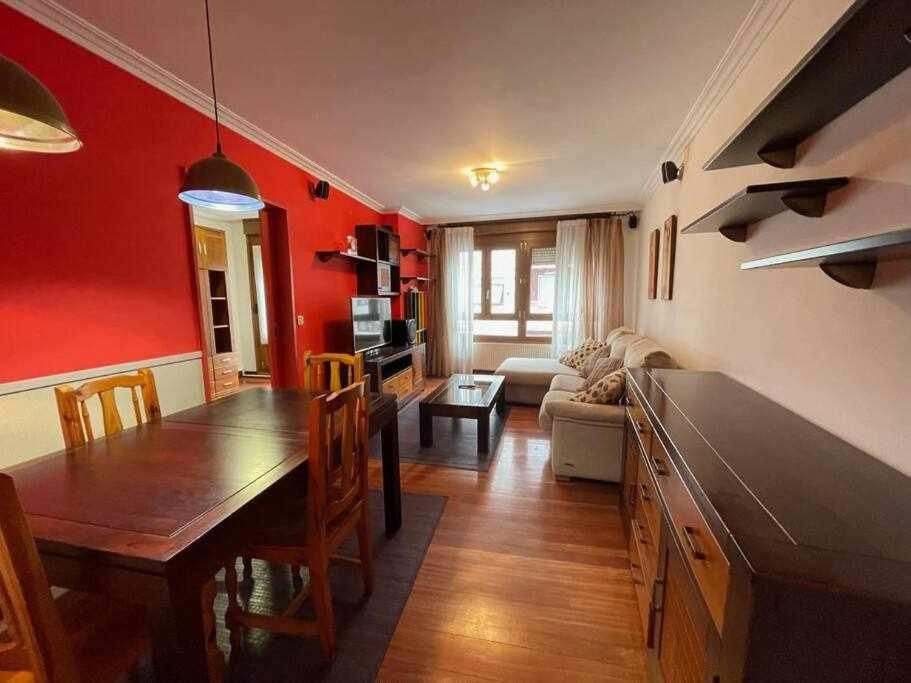 Erribera Etxea Amplio Piso Con Parking Bermeo